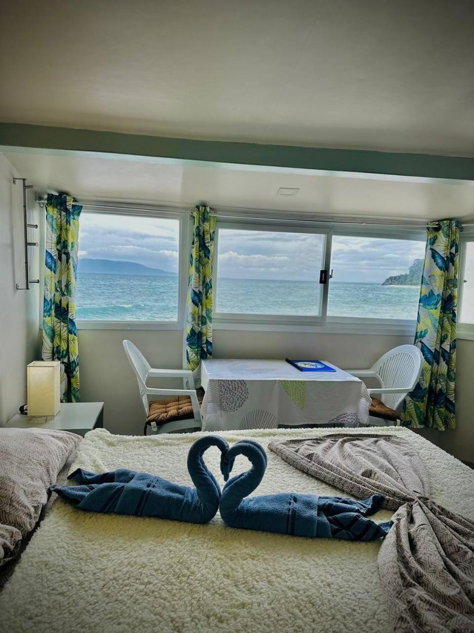Playa Blanca Beach Resort (Adults Only) Пуэрто-Галера Экстерьер фото